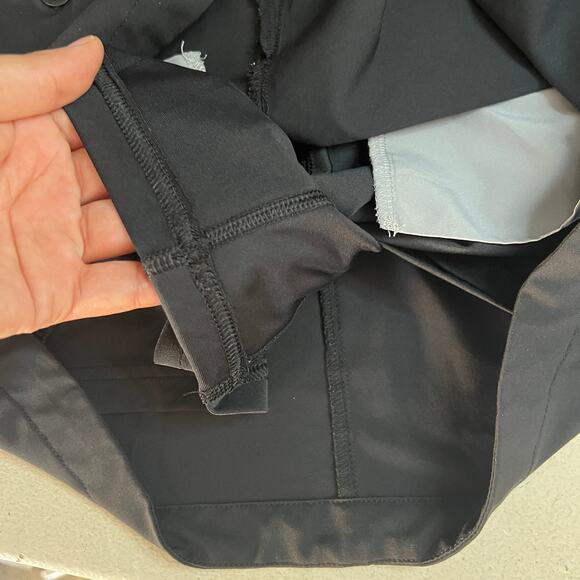 Under Armour Black Athletic Skort Golf Tennis Skirt Built-In Shorts Size 2 - Picture 7 of 13